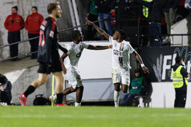 Chico Banza seen celebrating after scoring goal during Liga Portugal game between teams of CF Estrela Amadora and SL Benfica at Estadio Jose Gomes (Maciej Rogowski) Amadora Estadio Jose Gomes Portugal Copyright: xMaciejxRogowskix estrelaslb2425-144