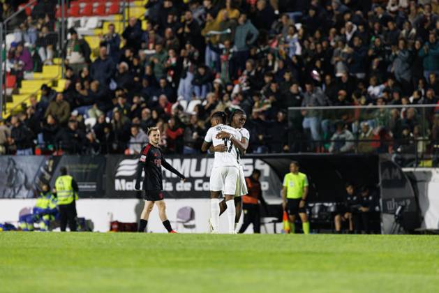 Chico Banza seen celebrating after scoring goal during Liga Portugal game between teams of CF Estrela Amadora and SL Benfica at Estadio Jose Gomes (Maciej Rogowski) Amadora Estadio Jose Gomes Portugal Copyright: xMaciejxRogowskix estrelaslb2425-146