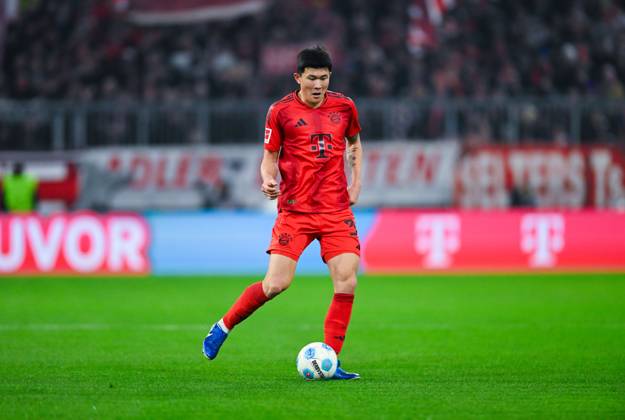 Min Jae Kim FC Bayern Muenchen in action during the Bundesliga 1 match between FC Bayern München and SV Werder Bremen, Allianz Arena on February 07, 2025 in Munich, Germany Photo by Silas Schueller DeFodi Images Min Jae Kim FC Bayern Muenchen controls the ball during the Bundesliga match between FC Bayern München and SV Werder Bremen at Allianz Arena on February 7, 2025 in Munich, Germany Photo by Silas Schueller DeFodi Images DFL regulations prohibit any use of photographs as image sequences and or quasi video Photo by Silas Schueller DeFodi Images Defodi 738 738 BAYBRE 20250207 507 Defodi-738 DFL regulations prohibit any use of photographs as image sequences and or quasi-video.