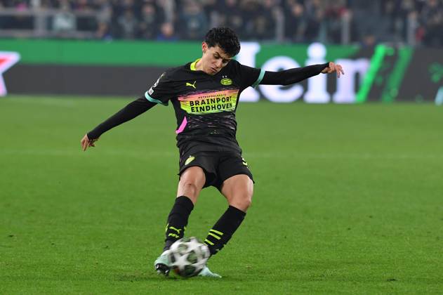 Foto IPP Massimo Rana Torino 11-02-2025 Calcio Champions League 2024 2025 playoff partita di andata Juventus-Psv Eindhoven 2-1 nella foto richard ledezma Italy Photo Press - World Copyright italy ITALY Copyright: xR4924_italyphotopressx