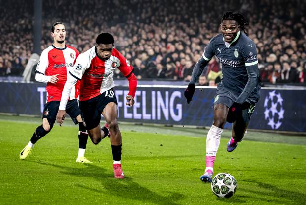 Feyenoord Rotterdam midfielder Givairo Read, AC Milan forwarder Rafael Leao during the match Feyenoord AC Milan at the Stadium De Kuip for the UEFA Champions League Knockout phase play offs1st leg season 2024 2025 in ROTTERDAM, Netherlands on 12 february 2025, photo by Marcel van Dorst EYE4images DeFodi Images Defodi 746 215593 Defodi-746