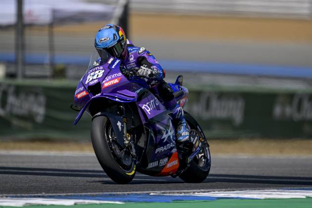 MOTO - MOTO GP - TESTS BURIRAM 2025 88 OLIVEIRA Miguel (prt), Prima Pramac Racing, Yamaha YZR-M1, action during the Thailand MotoGP Test on the Chang International Circuit from February 12 to 13, 2025 in Buriram, Thailand - BuriramThailand Copyright: xGIGIxSOLDANOx