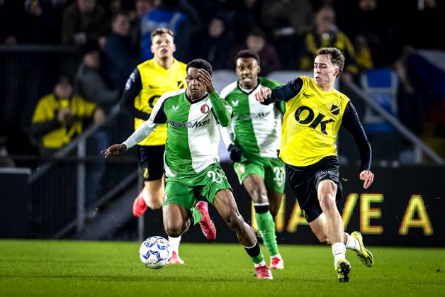 Feyenoord Rotterdam midfielder Givairo Read, NAC Breda forwarder Leo Sauer during the match NAC Feyenoord at the Rat Verlegh stadium for the Dutch Eredivisie season 2024 2025 in BREDA, Netherlands on 15 february 2025, photo by Marcel van Dorst EYE4images DeFodi Images Defodi 746 216343 Defodi-746