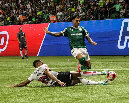 Match between Palmeiras and Sao Paulo for the Sao Paulo championship Sao paulo (sp), 02 16 2025 - paulistao palmeiras vs sao paulo - torres player of palmeiras during the match between palmeiras and sao paulo, valid for the 10th round of the 2025 paulista football championship, on the night of this sunday, february 16, 2025, at allianz parque, in sao paulo-sp (Foto: Joca Duarte Thenews2 imago images) SPO Copyright: xJocaxDuartex
