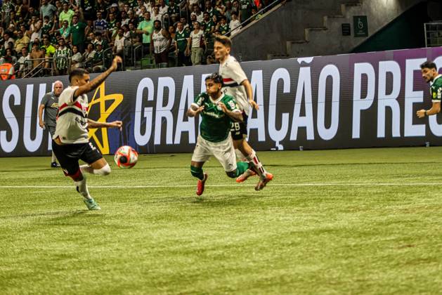 Match between Palmeiras and Sao Paulo for the Sao Paulo championship Sao paulo (sp), 02 16 2025 - paulistao palmeiras vs sao paulo - torres player of palmeiras during the match between palmeiras and sao paulo, valid for the 10th round of the 2025 paulista football championship, on the night of this sunday, february 16, 2025, at allianz parque, in sao paulo-sp (Foto: Joca Duarte Thenews2 imago images) SPO Copyright: xJocaxDuartex