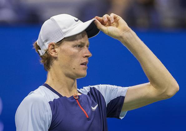 February 16, 2025, Flushing Meadows, New York, USA: Jannik Sinner accepts a three-month anti-doping ban. FILE PHOTO: Jannik Sinner during his match against Carlos Alcaraz on Day 10 of the 2022 US Open at USTA Billie Jean King National Tennis Center on Wednesday September 7, 2022 in the Flushing neighborhood of the Queens borough of New York City. JAVIER ROJAS PI Flushing Meadows USA - ZUMAp124 20250216_zaa_p124_003 Copyright: xJavierxRojasx