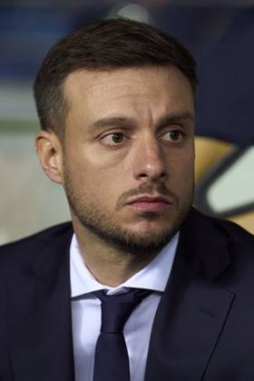FC Porto v AS Roma - UEFA Europa League 2024 25 League Knockout Play-off First Leg Martin Anselmi, Head Coach of FC Porto, looks on prior to the UEFA Europa League Knockout phase play-offs 1st leg match between FC Porto and AS Roma at Estadio Do Dragao in Porto, Portugal, on February 13, 2025. UEFA Europa League Knockout phase play-offs1st leg match between FC porto and AS Roma at Estadio Do Dragao in Porto, Portugal, o Porto Portugal Copyright: xJosexManuelxAlvarezxReyx originalFilename:alvarezrey-notitle250213_npChg