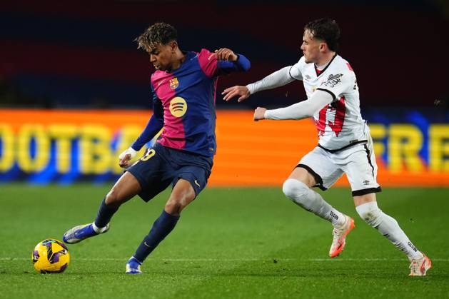 FC Barcelona, Barca Rayo Vallecano. La Liga EA Sports match. Date 24 Lamine Yamal of FC Barcelona and Pep Chavarria of Rayo Vallecano during the La Liga EA Sports match between FC Barcelona and Rayo Vallecano played at Lluis Companys Stadium on February 17, 2025 in Barcelona, Spain. kpng Copyright: xBaguxBlancox xPRESSINPHOTOx PS_240217_1975