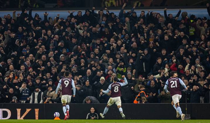 Football - FA Premier League - Aston Villa FC v Liverpool FC BIRMINGHAM, ENGLAND - Wednesday, February 19, 2025: Aston Villa s Youri Tielemans celebrates after scoring his side s first equalising goal during the FA Premier League match between Aston Villa FC and Liverpool FC at Villa Park. (Photo by David Rawcliffe Propaganda) BIRMINGHAM Villa Park WEST MIDLANDS ENGLAND Copyright: xDavidxRawcliffex P2025-02-19-Aston_Villa_Liverpool-58