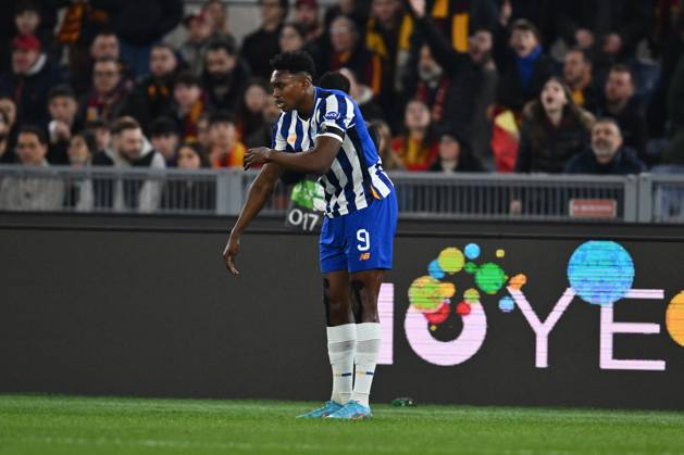CALCIO - UEFA Europa League - AS Roma vs FC Porto Samu Omorodion of F.C. Porto celebrates after scoring the goal to make it 0-1 during the 2024 25 UEFA Europa League knockout play-off second leg match between A.S. Roma and F.C. Porto at Olympic Stadium on February 20, 2025 in Rome, Italy. Rome Italy  Copyright: xIPAxSport ABACAx