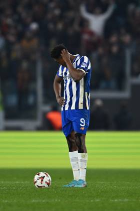 CALCIO - UEFA Europa League - AS Roma vs FC Porto Samu Omorodion of F.C. Porto particPhoto by IPA ABACAPRESS.COMtes in the 2024 25 UEFA Europa League knockout play-off second leg match between A.S. Roma and F.C. Porto at Olympic Stadium on February 20, 2025 in Rome, Italy. Rome Italy  Copyright: xIPAxSport ABACAx