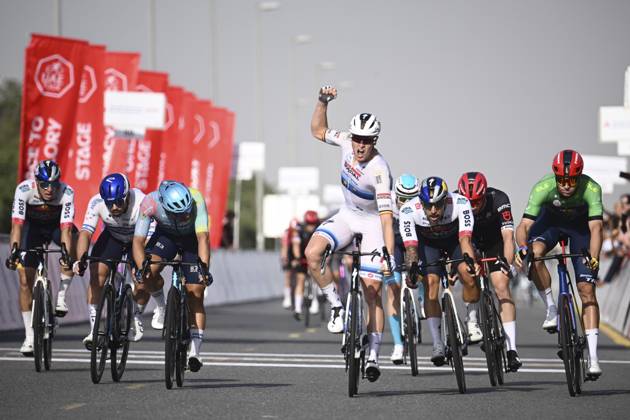UAE Tour 2025 - Stage 5 DUBAI, UNITED ARAB EMIRATES - FEBRUARY 20 : Merlier Tim (BEL) of Soudal Quick-Step wins, Malucelli Matteo (ITA) of XDS Astana Team, Milan Jonathan (ITA) of Lidl-Trek, Welsford Sam (AUS) of Red Bull - Bora - Hansgrohe, Kogut Oded (ISR) of Israel - Premier Tech during Stage 5 of the UAE Tour 2025 cycling race with start in American University in Dubai and finish in Hamdan Bin Mohammed Smart University (160 km) on February 20, 2025 in Dubai, United Arab Emirates, 20 02 2025 Dubai United Arab Emirates  Copyright: xPeterxDexVoechtx