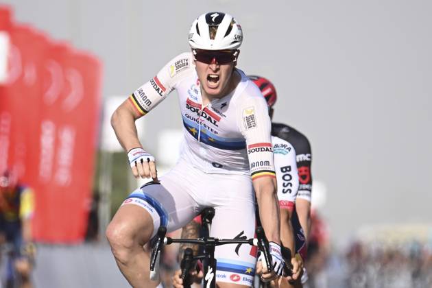 UAE Tour 2025 - Stage 5 DUBAI, UNITED ARAB EMIRATES - FEBRUARY 20 : Merlier Tim (BEL) of Soudal Quick-Step wins during Stage 5 of the UAE Tour 2025 cycling race with start in American University in Dubai and finish in Hamdan Bin Mohammed Smart University (160 km) on February 20, 2025 in Dubai, United Arab Emirates, 20 02 2025 Dubai United Arab Emirates  Copyright: xPeterxDexVoechtx