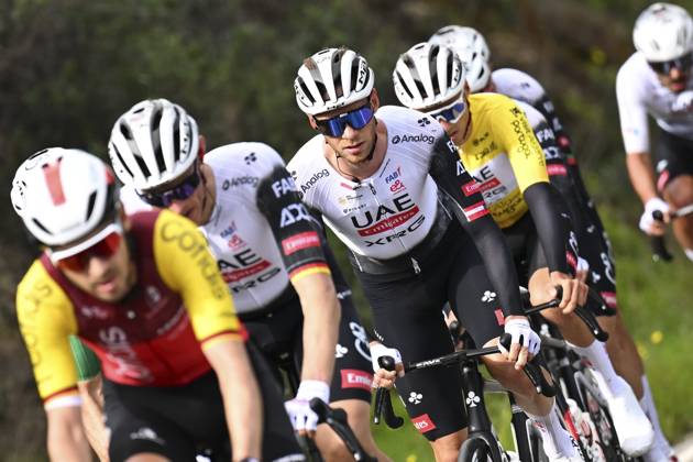 2025 Volta Algarve cycling race - Stage 3 TAVIRA, PORTUGAL - FEBRUARY 21 : riders of Uae Team Emirates during stage 3 of the 51th edition of the Volta Algarve cycling race, with start in Vila Real Santo Antonio and finish in Tavira on February 21, 2025 in Tavira, Portugal, 21 02 2025 ( Motordriver Kenny Verfaillie - Tavira Portugal  Copyright: xTomasxSiskx