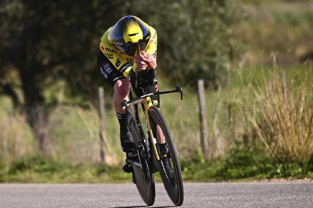 2025 Volta Algarve cycling race - Stage 5 MALHAO, PORTUGAL - FEBRUARY 23 : Tulett Ben (GBR) of Team Visma I Lease a Bike during stage 5, an individual time trial, of the 51th edition of the Volta Algarve cycling race, with start in Salir and finish in Malhao on February 23, 2025 in Malhao, Portugal, 23 02 2025 ( Motordriver Kenny Verfaillie - Malhao Portugal  Copyright: xTomasxSiskx