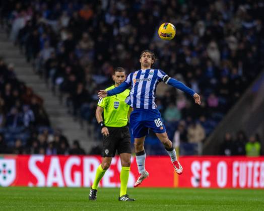February 24, 2025, Porto, Guimaraes, Portugal: RODRIGO MORA from FC Porto seen on action during the Liga Portugal Betclic 2024 25 match between FC Porto and Vitoria SC at Esto¡dio do Dragao on February 24, 2025 in Porto, Portugal.Final score: FC Porto 1 - 1 Vitoria SC Porto Portugal - ZUMAl192 20250224_zsp_l192_002 Copyright: xMiguelxLemosx