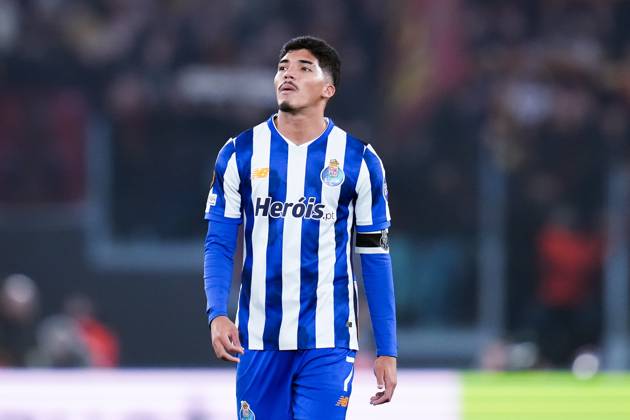 AS Roma v FC Porto - UEFA Europa League 2024 25 Knockout Play-off Second Leg William Gomes of FC Porto looks dejected during the UEFA Europa League 2024 25 Knockout Play-off Second Leg match between AS Roma and FC Porto at Stadio Olimpico on February 20, 2025 in Rome, Italy. Rome Stadio Olimpico Rome Italy Copyright: xGiuseppexMaffiax UEL_Roma-Porto_200225DSC08926