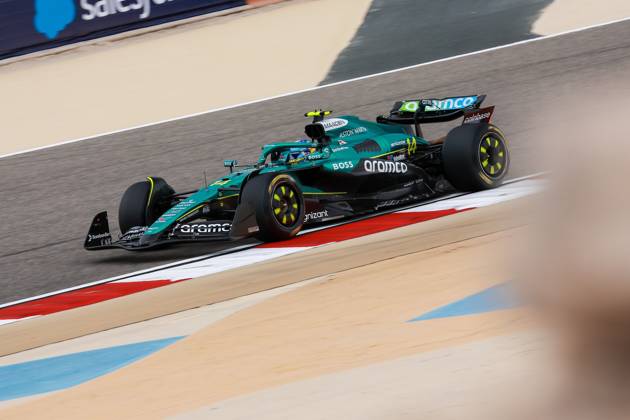F1 - PRE-SEASON TESTING 2025 - BAHRAIN 14 ALONSO Fernando (spa), Aston Martin F1 Team AMR24, action during the Formula 1 Aramco pre-season testing 2025 of the 2025 FIA Formula One World Championship, WM, Weltmeisterschaft from February 26 to 28, 2025 on the Bahrain International Circuit, in Sakhir, Bahrain - SakhirBahrain  Copyright: xEricxAlonsox