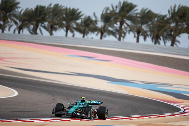 F1 - PRE-SEASON TESTING 2025 - BAHRAIN 14 ALONSO Fernando (spa), Aston Martin F1 Team AMR24, action during the Formula 1 Aramco pre-season testing 2025 of the 2025 FIA Formula One World Championship, WM, Weltmeisterschaft from February 26 to 28, 2025 on the Bahrain International Circuit, in Sakhir, Bahrain - SakhirBahrain  Copyright: xEricxAlonsox