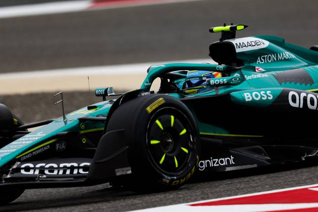 F1 - PRE-SEASON TESTING 2025 - BAHRAIN 14 ALONSO Fernando (spa), Aston Martin F1 Team AMR24, action during the Formula 1 Aramco pre-season testing 2025 of the 2025 FIA Formula One World Championship, WM, Weltmeisterschaft from February 26 to 28, 2025 on the Bahrain International Circuit, in Sakhir, Bahrain - SakhirBahrain  Copyright: xANTONINxVINCENTx