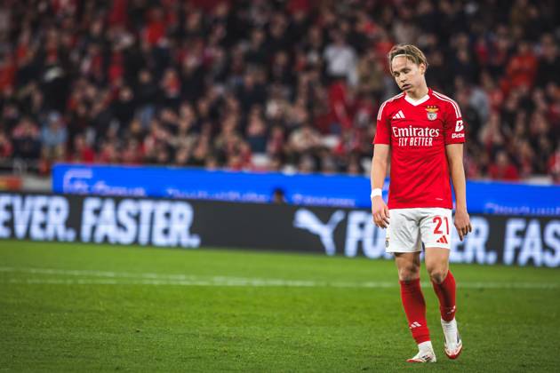 SL Benfica Vs SC Braga in Lisbon, Portugal - 26 Feb 2025 Andreas Schjelderup of SL Benfica in action during the Portuguese Cup match between SL Benfica and SC Braga at Estadio da Luz. (Final score: SL Benfica 1 - 0 SC Braga) Lisbon Portugal Copyright: xHenriquexCasinhasx xSOPAxImagesx HCASINHAS_26022025_SLBENFICA_VS_SCBRAGA-041