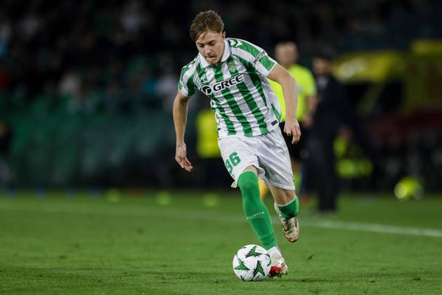 Real Betis Balompie v Vitoria SC - UEFA Conference League 2024 25 Round of 16 First Leg Jesus Rodriguez of Real Betis runs with the ball during the UEFA Conference League match between Real Betis and Vitoria Guimaraes SC at Benito Villamarin in Seville, Spain, on March 6, 2025. Seville Spain  Copyright: xDAXxImagesx originalFilename:daximages-realbeti250306_np0wy