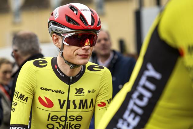 Danish Jonas Vingegaard Hansen of Team Visma-Lease a Bike pictured before the first stage of 83th edition of the Paris-Nice cycling race, from and to Le Perray-en-Yvelines (156,5km), Sunday 09 March 2025. DAVIDxPINTENS x114552888x