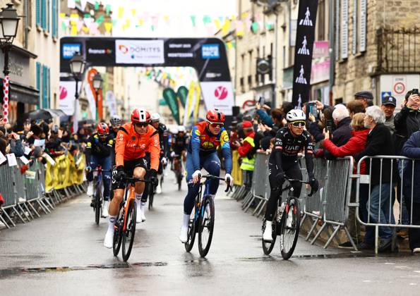 Danish Mads Pedersen of Lidl-Trek (C) pictured at the start of stage two of the 83th edition of the Paris-Nice cycling race, from Montesson to Bellegarde (183,9 km) in France, Monday 10 March 2025. DAVIDxPINTENS  x114605320x