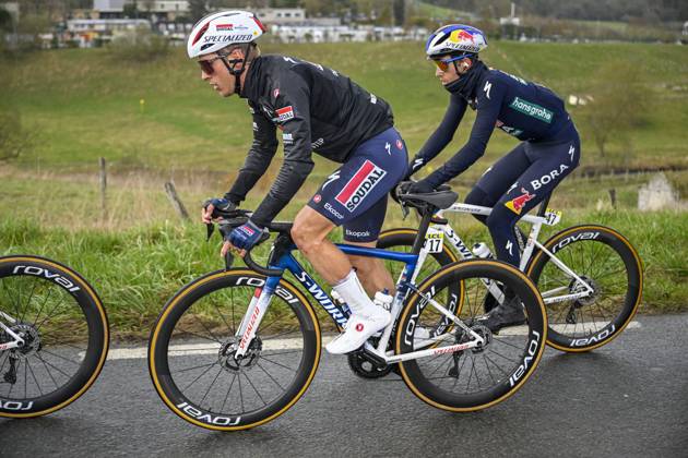 Paris - Nice 2025 - stage 2 BELLEGARDE, FRANCE - MARCH 10 : Van Wilder Ilan (BEL) of Soudal Quick-Step in action during stage 2 of the 83th edition of the Paris - Nice cycling race, a stage of 183,9km with start in Montesson and finish in Bellegarde on March 10, 2025 in Bellegarde, France, 10 03 2025 ( Motordriver Kenny Verfaillie - Bellegarde France  Copyright: xNicoxVereeckenx