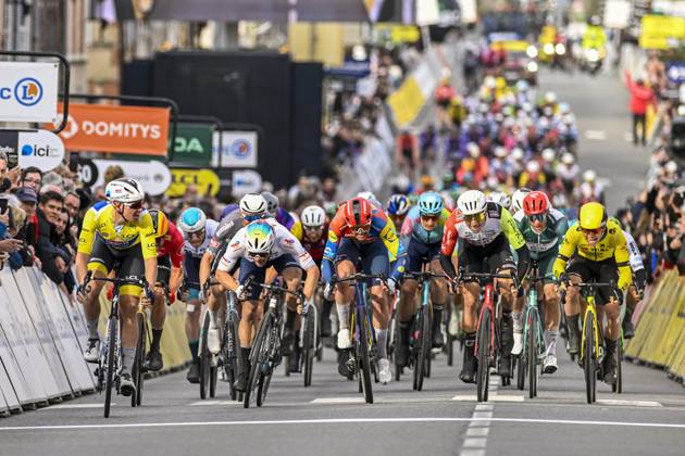 Paris - Nice 2025 - stage 2 BELLEGARDE, FRANCE - MARCH 10 : Merlier Tim (BEL) of Soudal Quick-Step, Jeannière Emilien (FRA) of Team Totalenergies, Page Hugo (FRA) of Intermarche - Wanty in the final sprint during stage 2 of the 83th edition of the Paris - Nice cycling race, a stage of 183,9km with start in Montesson and finish in Bellegarde on March 10, 2025 in Bellegarde, France, 10 03 2025 ( Motordriver Kenny Verfaillie - Bellegarde France  Copyright: xNicoxVereeckenx