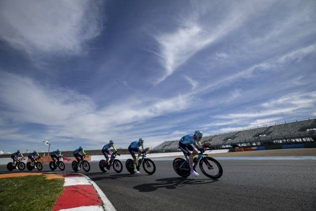 XDS Astana Team riders pictured during the warming up ahead of stage three of the 83th edition of the Paris-Nice cycling race, a 28,4km team time trial at the Nevers Magny-Cours racetrack, in Nevers, France, Tuesday 11 March 2025. DAVIDxPINTENS  x114676095x