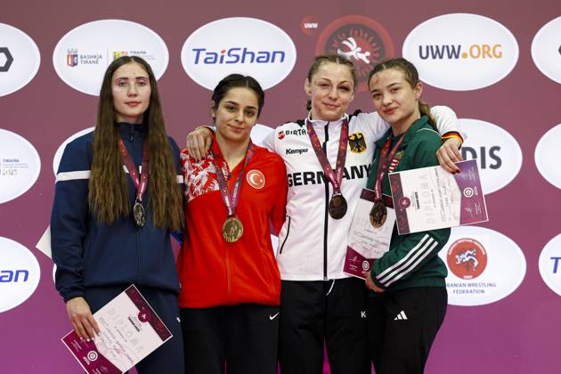 U23 Wrestling European Championships Podium 55kg WW Gold Tuba Demir TUR , Silver Mihaela Samoil MDA , Bronze Roza Szenttamasi HUN , Amory Olivia Andrich GER