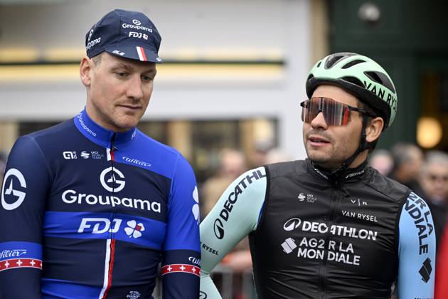 Paris - Nice 2025 - stage 4 LA LOGE DES GARDES, FRANCE - MARCH 12 : Kung Stefan (SUI) of Groupama - Fdj, Bissegger Stefan (SUI) of Decathlon Ag2R La Mondiale Team during stage 4 of the 83th edition of the Paris - Nice cycling race, a stage of 163,4km with start in Vichy and finish in La Loge Des Gardes on March 12, 2025 in La Loge Des Gardes, France, 12 03 2025 ( Motordriver Kenny Verfaillie - La Loge Des Gardes France Copyright: xNicoxVereeckenx