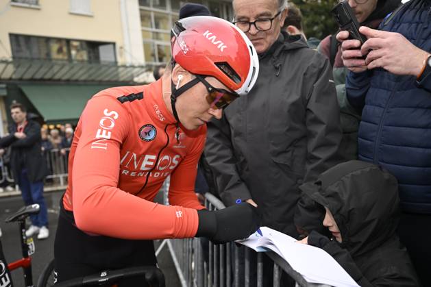 Paris - Nice 2025 - stage 4 LA LOGE DES GARDES, FRANCE - MARCH 12 : Jungels Bob (LUX) of Ineos Grenadiers during stage 4 of the 83th edition of the Paris - Nice cycling race, a stage of 163,4km with start in Vichy and finish in La Loge Des Gardes on March 12, 2025 in La Loge Des Gardes, France, 12 03 2025 ( Motordriver Kenny Verfaillie - La Loge Des Gardes France Copyright: xNicoxVereeckenx