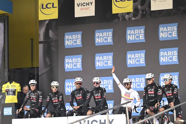 Paris - Nice 2025 - stage 4 LA LOGE DES GARDES, FRANCE - MARCH 12 : Narvaez Jhonatan (ECU) of Uae Team Emirates - Xrg and teammates during stage 4 of the 83th edition of the Paris - Nice cycling race, a stage of 163,4km with start in Vichy and finish in La Loge Des Gardes on March 12, 2025 in La Loge Des Gardes, France, 12 03 2025 ( Motordriver Kenny Verfaillie - La Loge Des Gardes France  Copyright: xNicoxVereeckenx