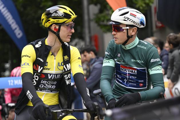 Paris - Nice 2025 - stage 4 LA LOGE DES GARDES, FRANCE - MARCH 12 : Jorgenson Matteo (USA) of Team Visma Lease A Bike and Merlier Tim (BEL) of Soudal Quick-Step during stage 4 of the 83th edition of the Paris - Nice cycling race, a stage of 163,4km with start in Vichy and finish in La Loge Des Gardes on March 12, 2025 in La Loge Des Gardes, France, 12 03 2025 ( Motordriver Kenny Verfaillie - La Loge Des Gardes France Copyright: xNicoxVereeckenx