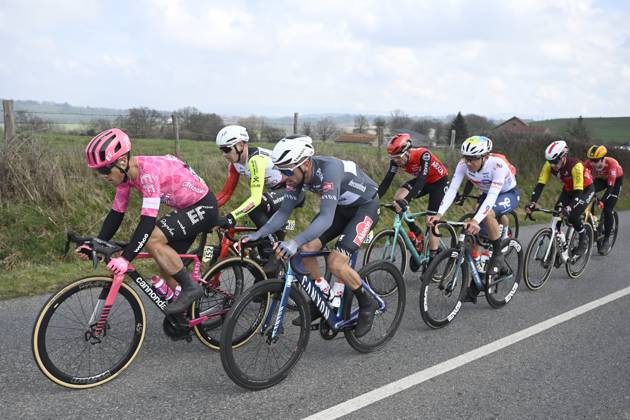 Paris - Nice 2025 - stage 4 LA LOGE DES GARDES, FRANCE - MARCH 12 : Albanese Vincenzo (ITA) of Ef Education - Easypost, Planckaert Edward (BEL) of Alpecin - Deceuninck, Gachignard Thomas (FRA) of Team Totalenergies during stage 4 of the 83th edition of the Paris - Nice cycling race, a stage of 163,4km with start in Vichy and finish in La Loge Des Gardes on March 12, 2025 in La Loge Des Gardes, France, 12 03 2025 ( Motordriver Kenny Verfaillie - La Loge Des Gardes France  Copyright: xNicoxVereeckenx