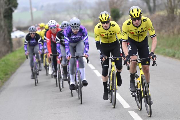 Paris - Nice 2025 - stage 4 LA LOGE DES GARDES, FRANCE - MARCH 12 : Affini Edoardo (ITA) of Team Visma Lease A Bike and Hagenes Per Strand (NOR) of Team Visma Lease A Bike leading the peloton during stage 4 of the 83th edition of the Paris - Nice cycling race, a stage of 163,4km with start in Vichy and finish in La Loge Des Gardes on March 12, 2025 in La Loge Des Gardes, France, 12 03 2025 ( Motordriver Kenny Verfaillie - La Loge Des Gardes France  Copyright: xNicoxVereeckenx