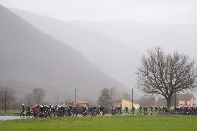The pack rides during the 60th Tirreno - Adriatico 2025, Stage 4 from Norcia to Trasacco - on March 13, 2025 in Norcia, Umbria, Italy.  Copyright: xFabioxFerrari LaPressex