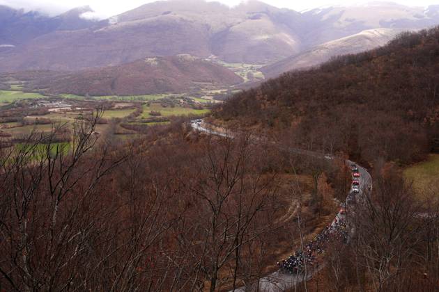 The pack rides during the 60th Tirreno - Adriatico 2025, Stage 4 from Norcia to Trasacco - on March 13, 2025 in Norcia, Umbria, Italy.  Copyright: xFabioxFerrari LaPressex