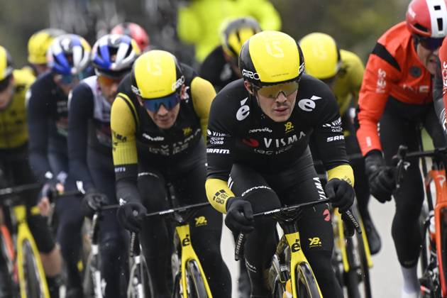 Paris - Nice 2025 - stage 6 BERRE L ETANG, FRANCE - MARCH 14 : Lemmen Bart (NED) of Team Visma Lease A Bike during stage 6 of the 83th edition of the Paris - Nice cycling race, a stage of 209,8km with start in Saint-Julien-en-Saint-Alban and finish in Berre L Etang on March 14, 2025 in Berre L Etang, France, 14 03 2025 ( Motordriver Kenny Verfaillie - Berre L Etang France  Copyright: xNicoxVereeckenx
