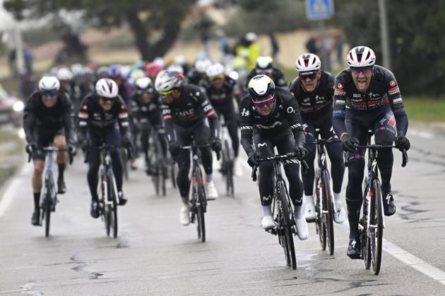 Paris - Nice 2025 - stage 6 BERRE L ETANG, FRANCE - MARCH 14 : Bastiaens Ayco (BEL) of Soudal Quick-Step leading the pursuit group during stage 6 of the 83th edition of the Paris - Nice cycling race, a stage of 209,8km with start in Saint-Julien-en-Saint-Alban and finish in Berre L Etang on March 14, 2025 in Berre L Etang, France, 14 03 2025 ( Motordriver Kenny Verfaillie - Berre L Etang France  Copyright: xNicoxVereeckenx