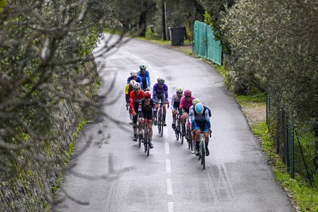 Paris - Nice 2025 - stage 7 AURON, FRANCE - MARCH 15 : Illustration picture of the escape pack during stage 7 of the 83th edition of the Paris - Nice cycling race, a stage of 109,3km with start in Nice and finish at Auron on March 15, 2025 in Auron, France, 15 03 2025 ( Motordriver Kenny Verfaillie - Auron France  Copyright: xNicoxVereeckenx