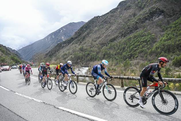 Paris - Nice 2025 - stage 7 AURON, FRANCE - MARCH 15 : Kung Stefan (SUI) of Groupama - Fdj, Wright Fred (GBR) of Bahrain - Victorious, Alaphilippe Julian (FRA) of Tudor Pro Cycling Team in the escape pack during stage 7 of the 83th edition of the Paris - Nice cycling race, a stage of 109,3km with start in Nice and finish at Auron on March 15, 2025 in Auron, France, 15 03 2025 ( Motordriver Kenny Verfaillie - Auron France Copyright: xNicoxVereeckenx