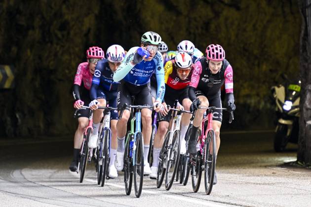 Paris - Nice 2025 - stage 7 AURON, FRANCE - MARCH 15 : Illustration picture of the escape pack during stage 7 of the 83th edition of the Paris - Nice cycling race, a stage of 109,3km with start in Nice and finish at Auron on March 15, 2025 in Auron, France, 15 03 2025 ( Motordriver Kenny Verfaillie - Auron France  Copyright: xNicoxVereeckenx