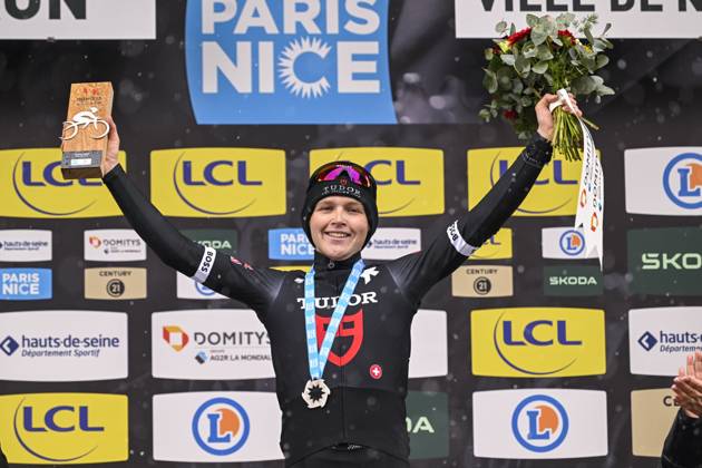 Sport Bilder des Tages Paris - Nice 2025 - stage 7 AURON, FRANCE - MARCH 15 : Storer Michael (AUS) of Tudor Pro Cycling Team on the podium during stage 7 of the 83th edition of the Paris - Nice cycling race, a stage of 109,3km with start in Nice and finish at Auron on March 15, 2025 in Auron, France, 15 03 2025 ( Motordriver Kenny Verfaillie - Auron France  Copyright: xNicoxVereeckenx