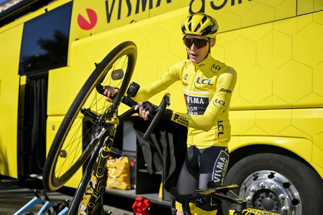 Paris - Nice 2025 - stage 8 NICE, FRANCE - MARCH 16 : Jorgenson Matteo (USA) of Team Visma Lease A Bike before the start of the race during stage 8 and final stage of the 83th edition of the Paris - Nice cycling race, a stage of 119,9km with start and finish in Nice on March 16, 2025 in Nice, France, 16 03 2025 ( Motordriver Kenny Verfaillie - Nice France  Copyright: xNicoxVereeckenx
