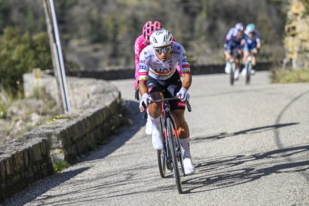 Paris - Nice 2025 - stage 8 NICE, FRANCE - MARCH 16 : Narvaez Jhonatan (ECU) of Uae Team Emirates - Xrg in action during stage 8 and final stage of the 83th edition of the Paris - Nice cycling race, a stage of 119,9km with start and finish in Nice on March 16, 2025 in Nice, France, 16 03 2025 ( Motordriver Kenny Verfaillie - Nice France Copyright: xNicoxVereeckenx