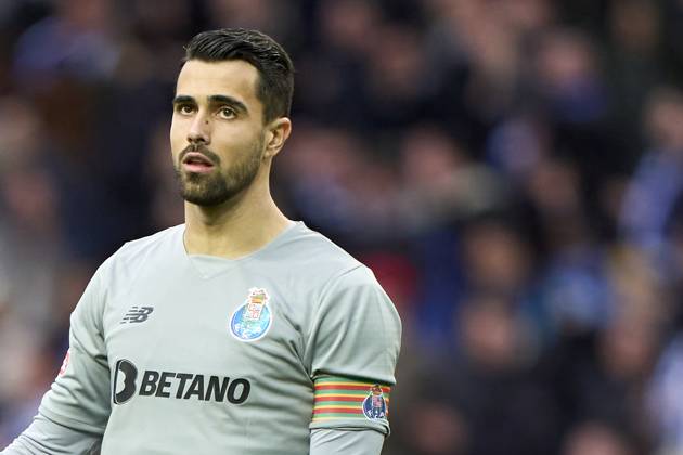 FC Porto v AVS - Liga Portugal Betclic Diogo Costa of FC Porto looks on during the Liga Portugal Betclic match between FC Porto and AVS Futebol at Estadio Do Dragao in Porto, Portugal, on March 15, 2025. Porto, Portugal Porto Portugal Copyright: xJosexManuelxAlvarezxReyx originalFilename:alvarezrey-slbenfic250315_npoLE