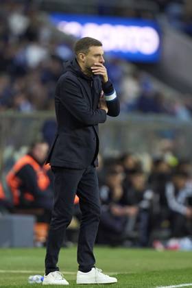 FC Porto v AVS - Liga Portugal Betclic Martin Anselmi, Head Coach of FC Porto, reacts during the Liga Portugal Betclic match between FC Porto and AVS Futebol at Estadio Do Dragao in Porto, Portugal, on March 15, 2025. Porto, Portugal Porto Portugal Copyright: xJosexManuelxAlvarezxReyx originalFilename:alvarezrey-slbenfic250315_npXSq